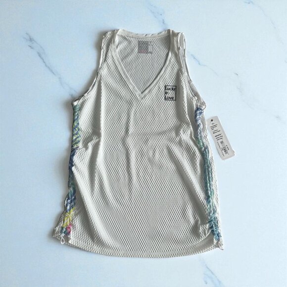LUCKY IN LOVE White V Neck Mesh Tank Size M NEW with tags - Picture 1 of 6